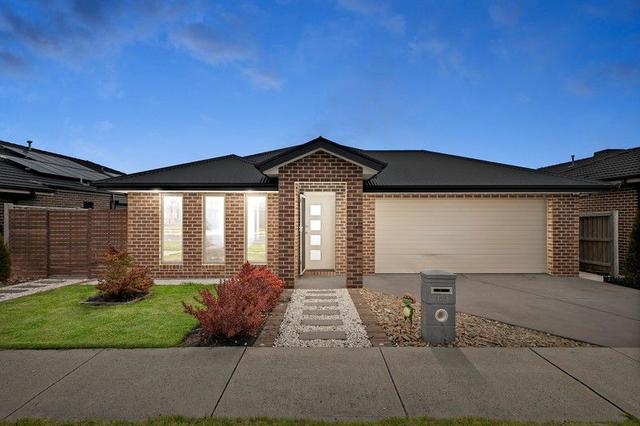 123 Mandalay  Circuit, VIC 3753