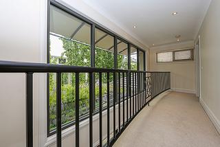 1st Floor Gallery (2014-10-15)