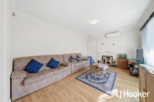 5 Mentone Road, WA 6061