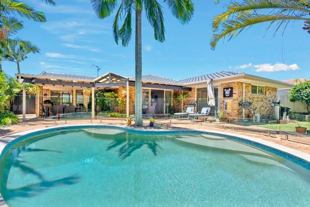 25 Greg Norman Crescent, QLD 4214