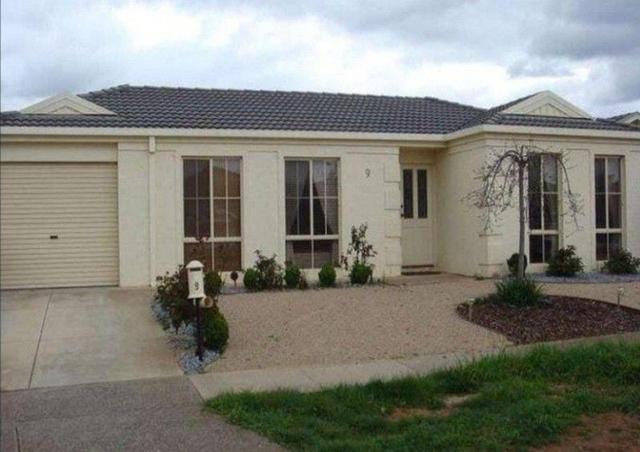 9 Picardy Court, VIC 3029