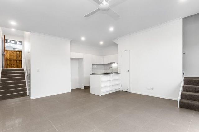 4/94 Flower Street, QLD 4013