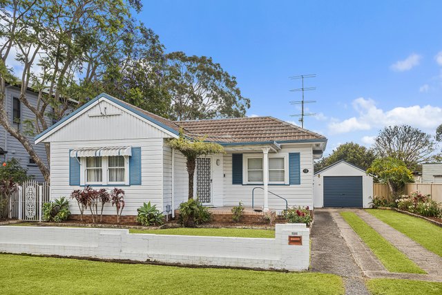 18 Catherine Street, NSW 2500