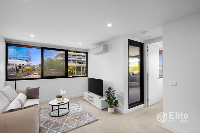 202/17 Poplar Street, VIC 3128