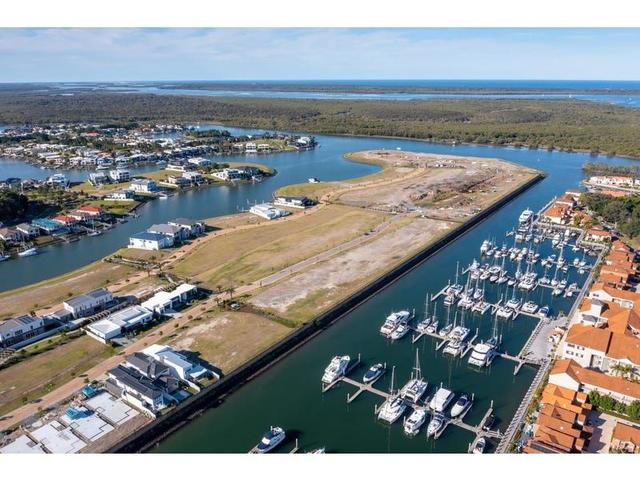 32/8999 The Point Circuit, QLD 4212