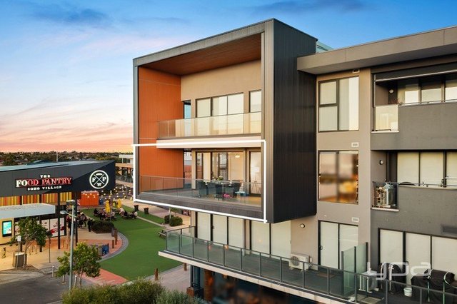 202/18 Tribeca Drive, VIC 3030