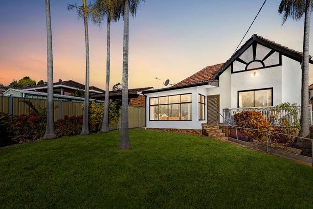 2 Riverside Crescent, NSW 2204