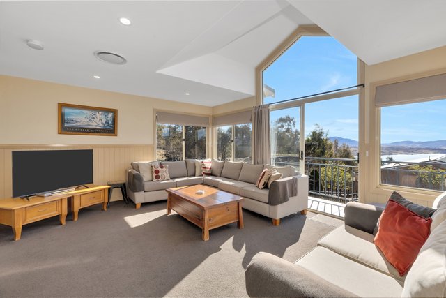 6/14 Nettin Circuit, NSW 2627