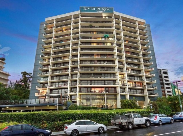 22A/21 Dock Street, QLD 4101
