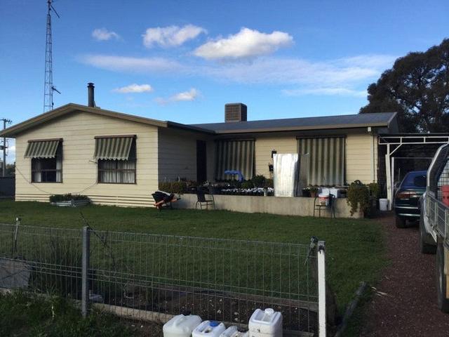 57 Widgiewa St, NSW 2700