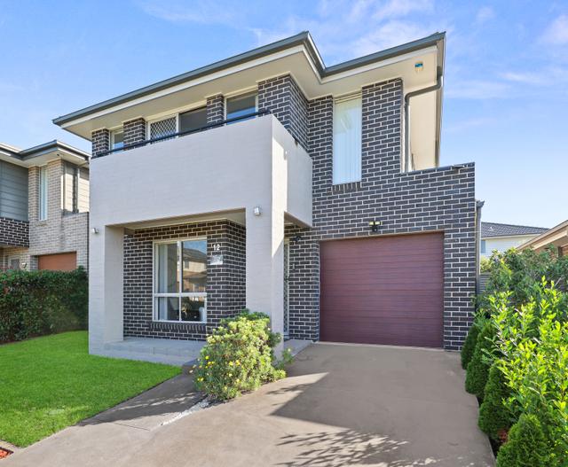 12 Holly Crescent, NSW 2747