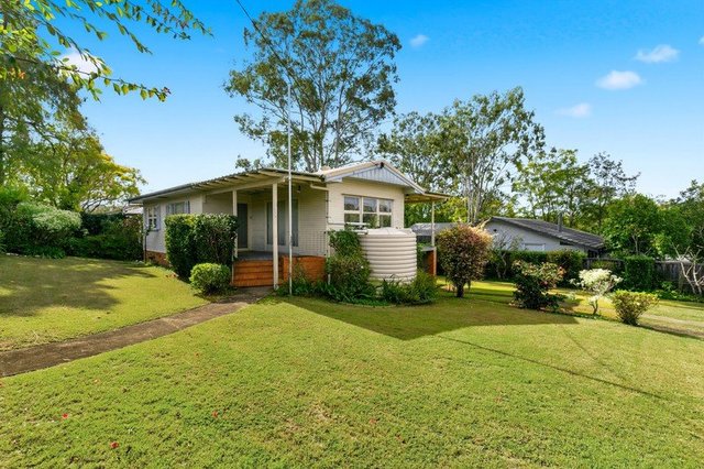 18 Tracey Street, QLD 4069