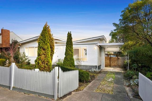 16 Brocka Avenue, VIC 3216