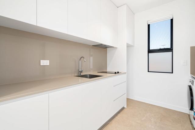 6/2 Shaw Street, NSW 2217
