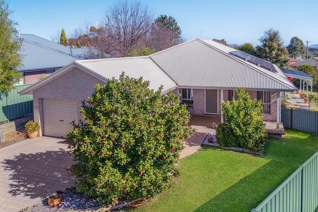 4 Thomas Place, NSW 2852