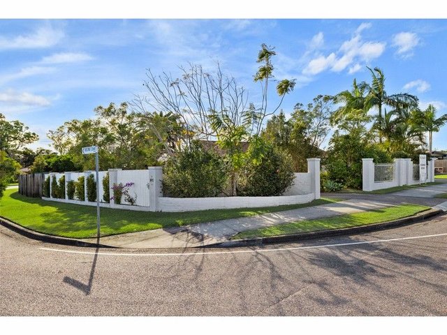 1-3 Chestnut Crs, QLD 4165