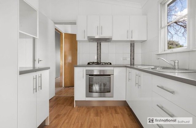 24 Cutler Street, NSW 2795