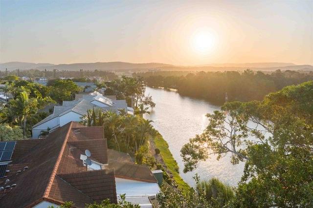 2 Middleton/125 Santa Cruz Boulevard, QLD 4226