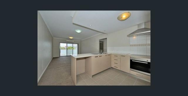 13/20 The Crescent, WA 6056