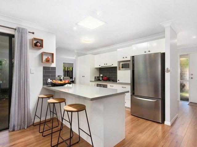 14 Solitaire Place, QLD 4226