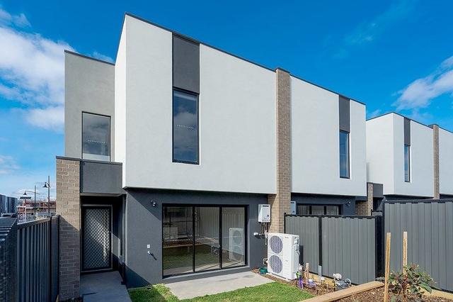 16 Cerulean Walk, VIC 3064