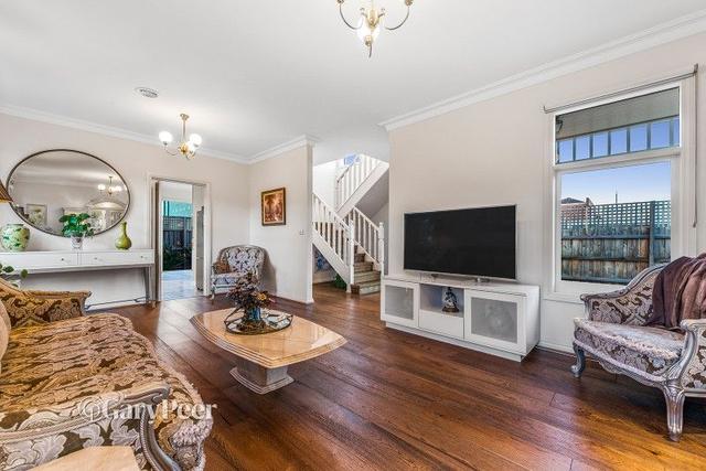 2/32 Burke Road, VIC 3145