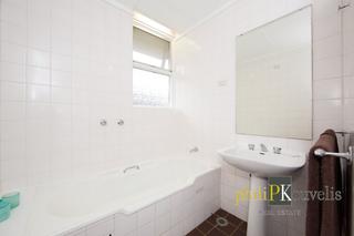 Bathroom (2016-01-06)