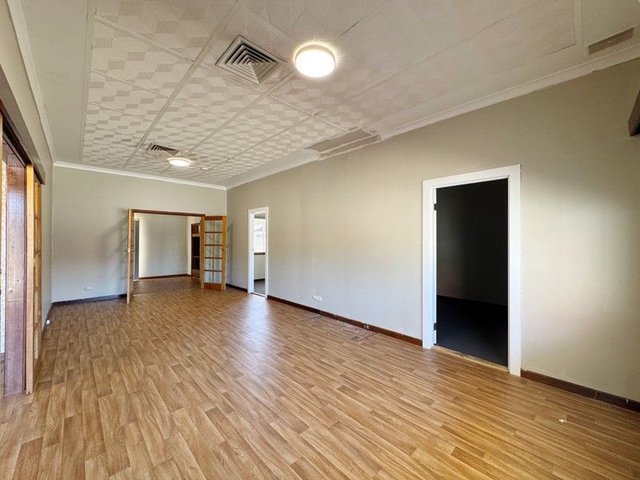 255 Burt Street, WA 6432