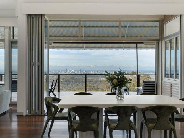 423 The Panorama, QLD 4213