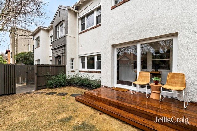 2/27 Bendigo Avenue, VIC 3184