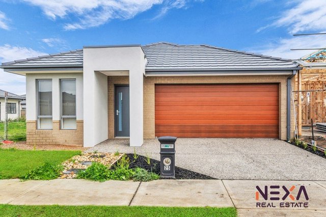25 Farmhill Circuit, VIC 3751