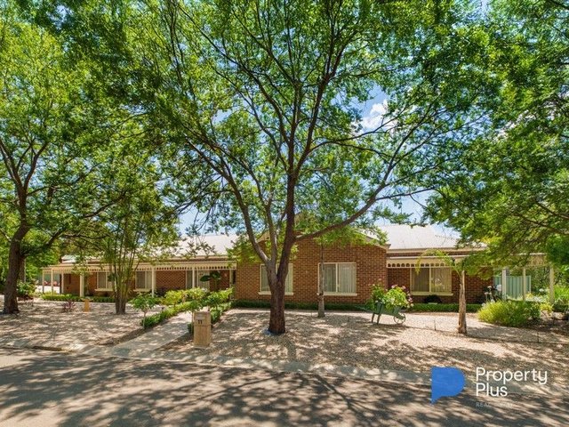 11 Battunga Court, VIC 3551