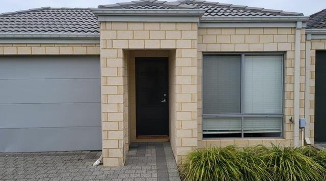 2/10 Pine Court, WA 6111