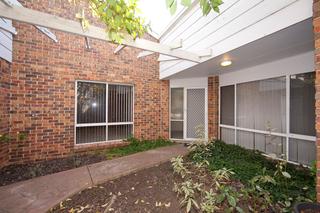 Front Courtyard/Entry