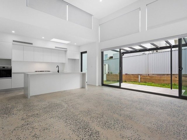 2/11 Dudley Avenue, NSW 2229