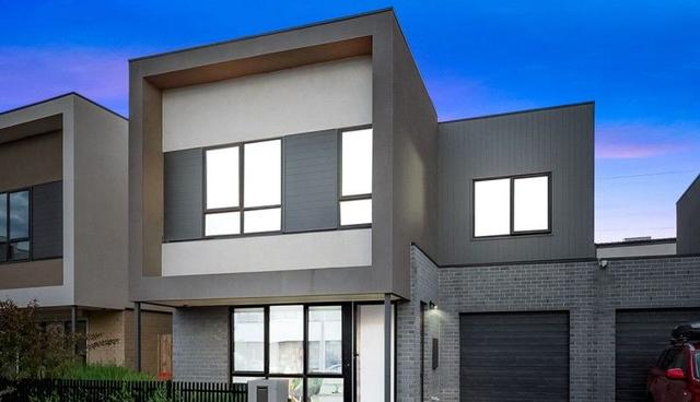 10 Padley Street, VIC 3021