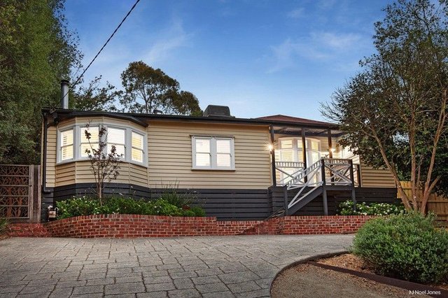 35 Russell Street, VIC 3796