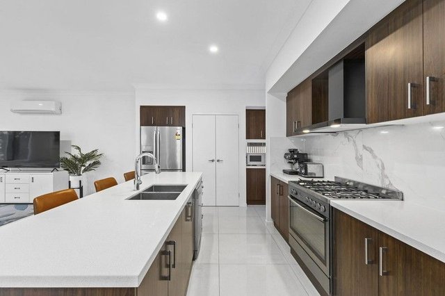 34 Kuranga Avenue, QLD 4215