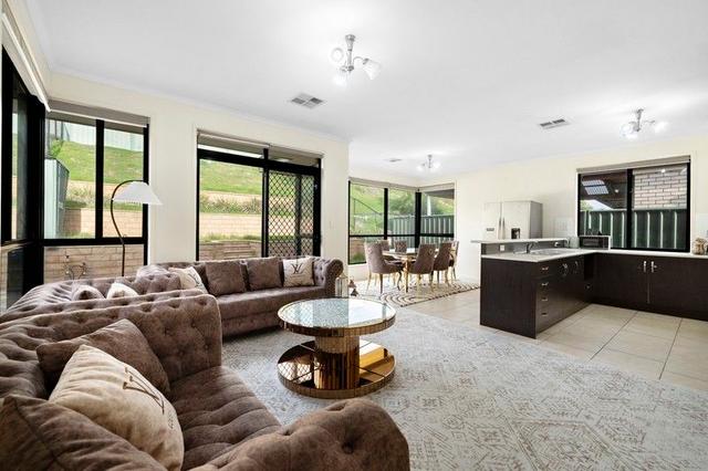33 MacMillan Avenue, SA 5095
