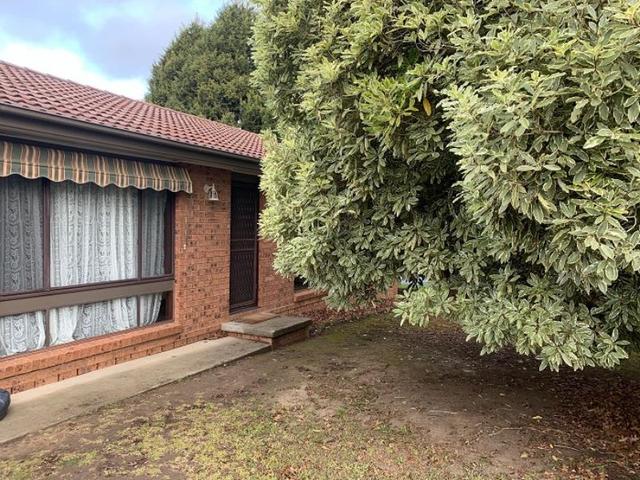 10 Willow Drive, NSW 2577