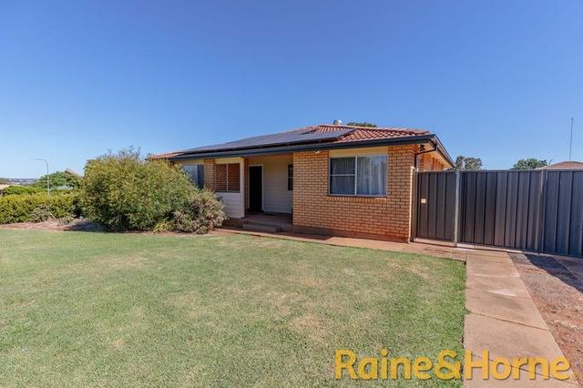 12 Salter Drive, NSW 2830