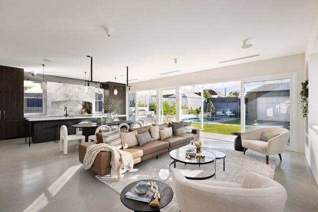 24 Tressider  Avenue, NSW 2045