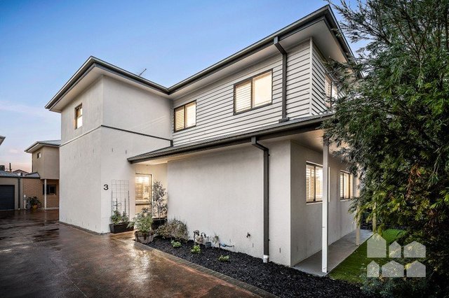 3/24 Dongola Road, VIC 3012