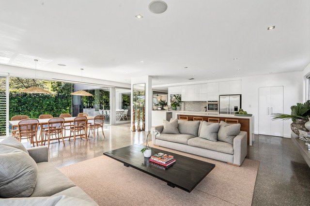 2 Burke Street, NSW 2106