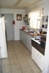 Kitchen (2013-04-11)