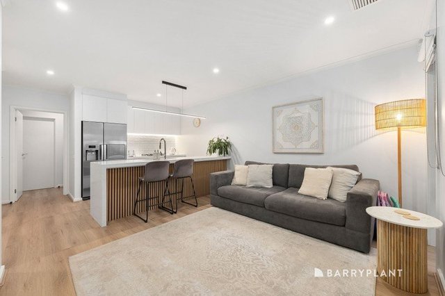 18 Grove Way, VIC 3152