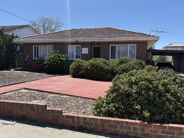 77 Alexander Road, WA 6103
