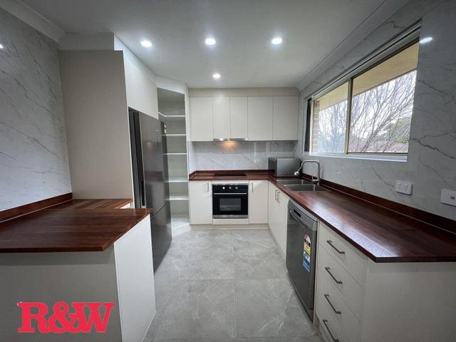 1/5 Catchpole Street, NSW 2560