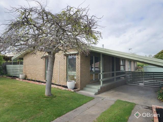 13 Glenda Court, VIC 3875