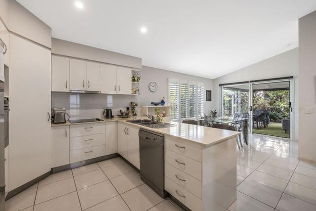 2 Baronet Court, QLD 4551